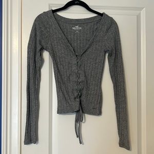 Hollister grey long sleeve shirt size xs